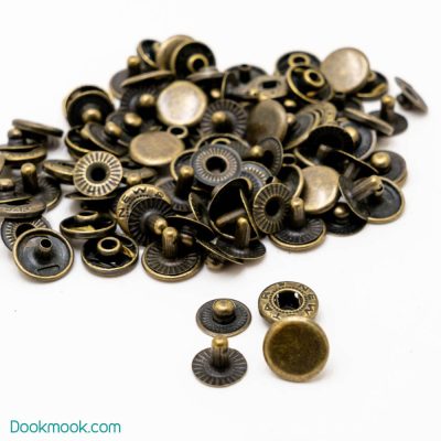 دکمه چهارپارچه میانه