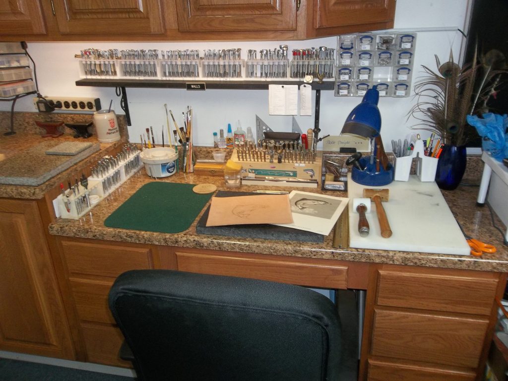 درآمد چرم دوزی در خانه چقدر است؟